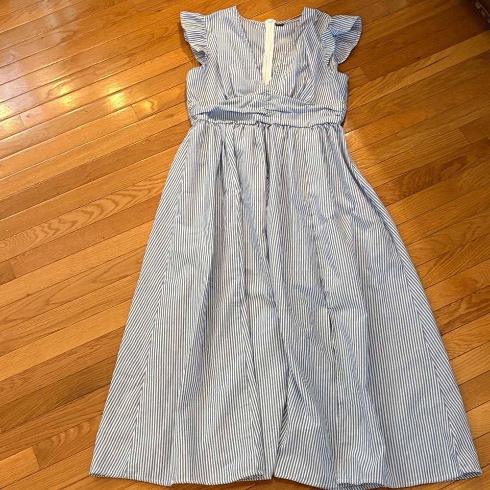SHEIN Blue & White Striped Flutter Sleeve Casual Dress